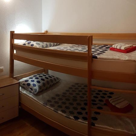 Apartman Vojaline Милна Екстер'єр фото
